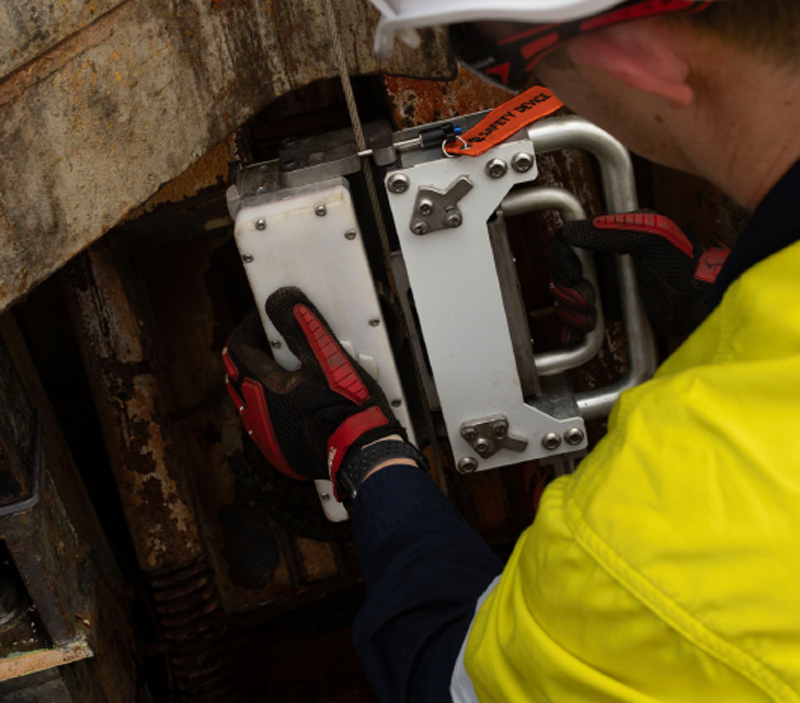 contact-bg-p-500 Rig mounted depth counter for realtime accuracy
